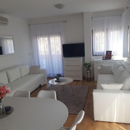 Marys Home Apartment Medugorje Luaran gambar