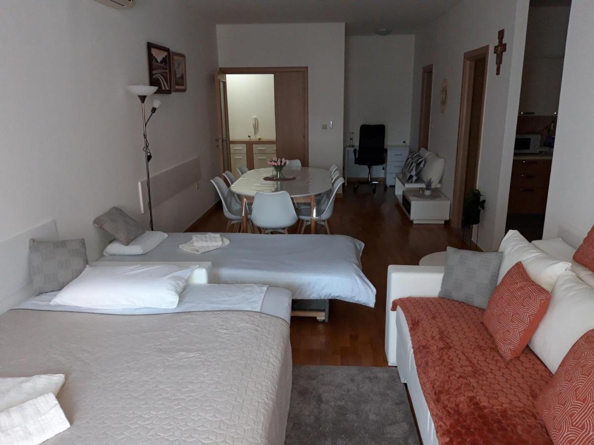 Marys Home Apartment Medugorje Luaran gambar