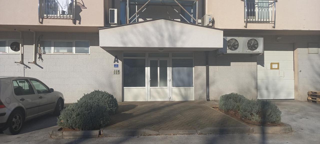 Marys Home Apartment Medugorje Luaran gambar