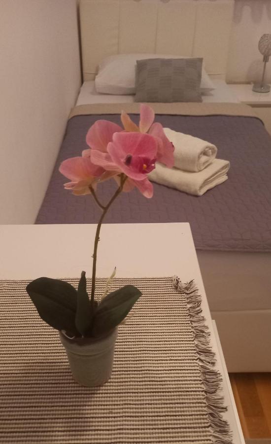 Marys Home Apartment Medugorje Luaran gambar